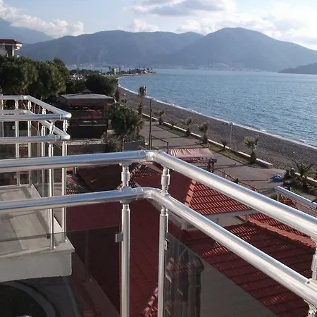 Hotel Makri 3*