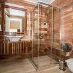 Makri Hotel