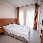 Makri Hotel 3*